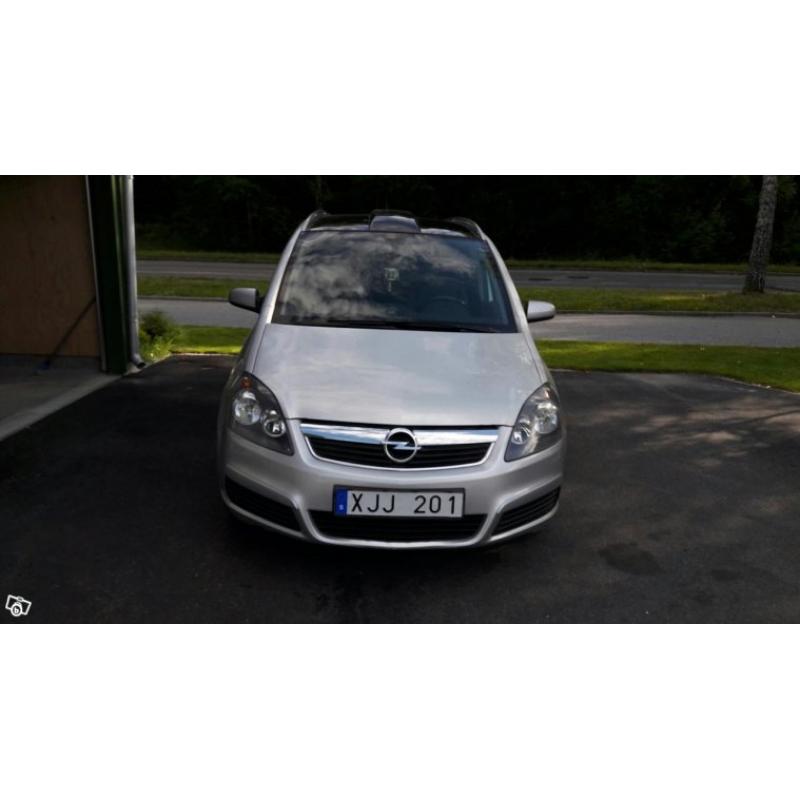 Opel Zafira 1,9 CDI 06 - AUTOMAT - PANORAMA -06